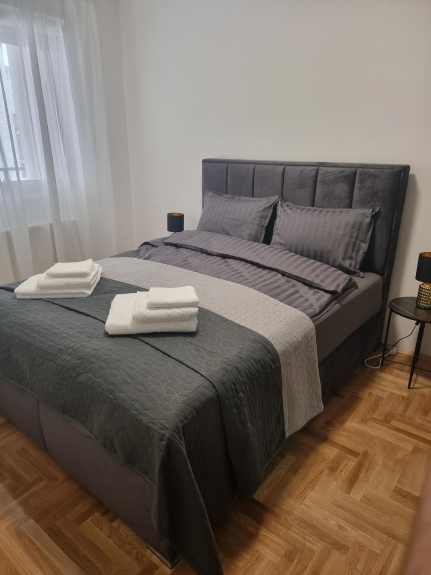 Apartment M Smederevo Exteriör bild